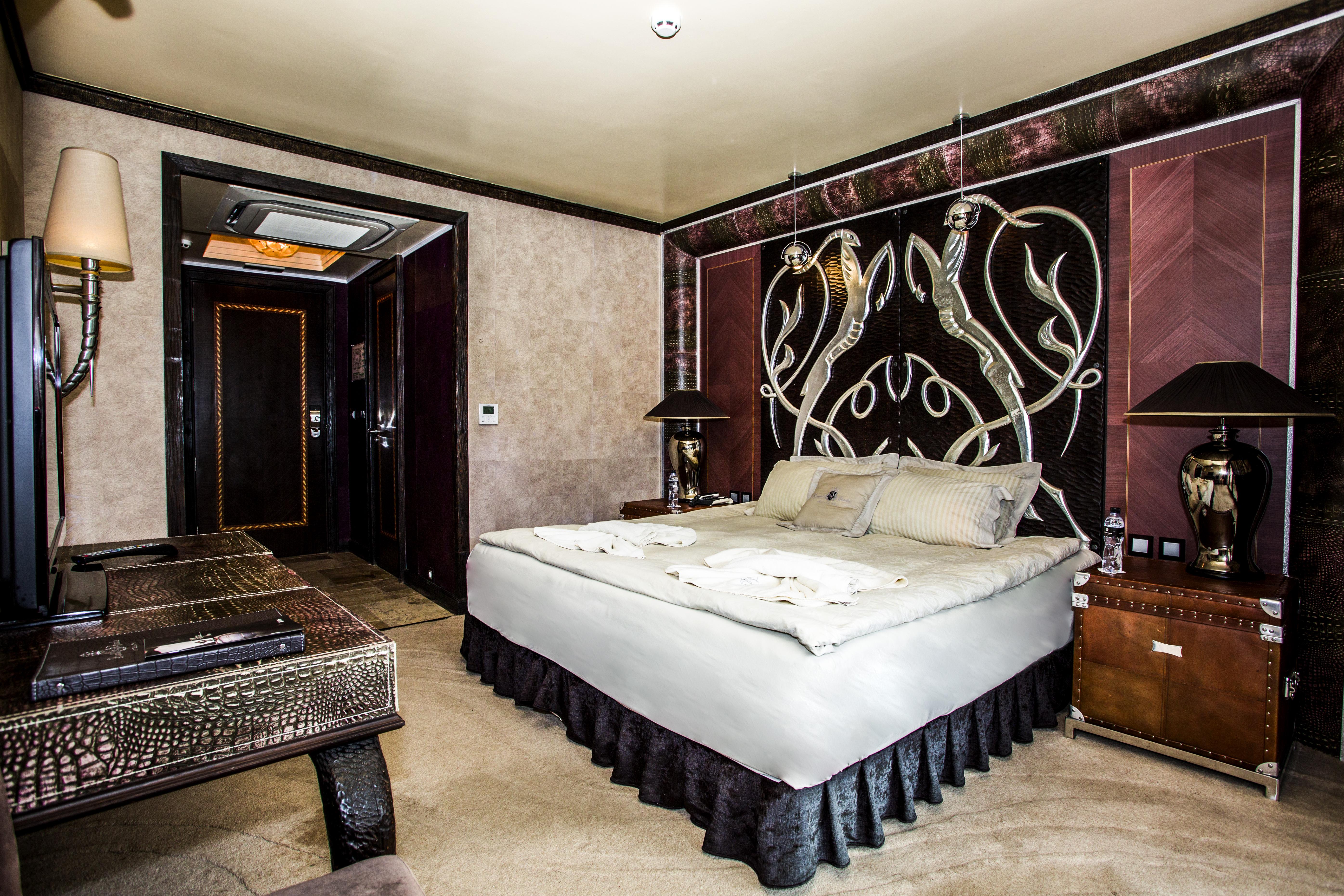 Royal Castle Design & Spa เอเลนีเต ภายนอก รูปภาพ