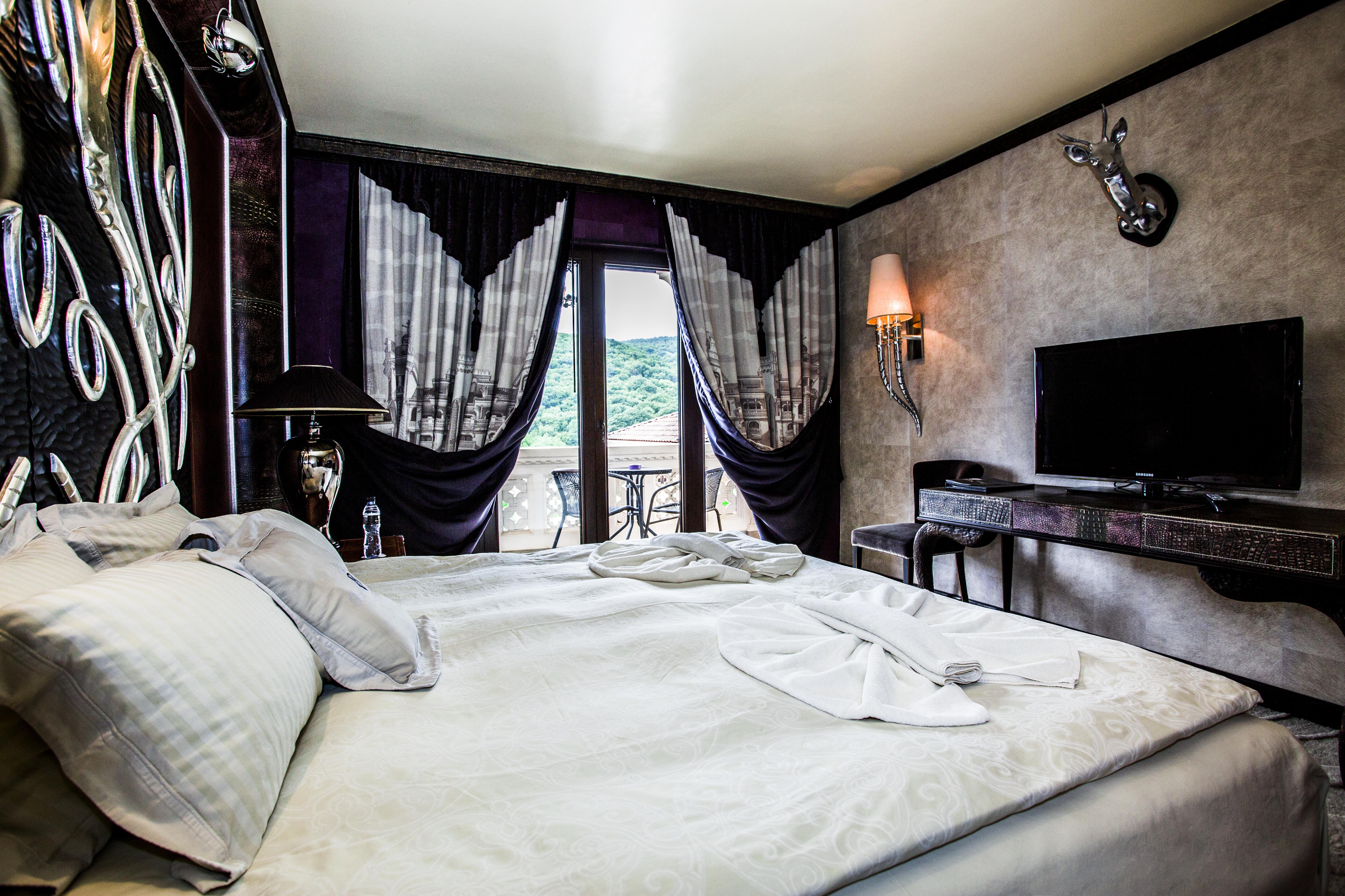 Royal Castle Design & Spa เอเลนีเต ภายนอก รูปภาพ