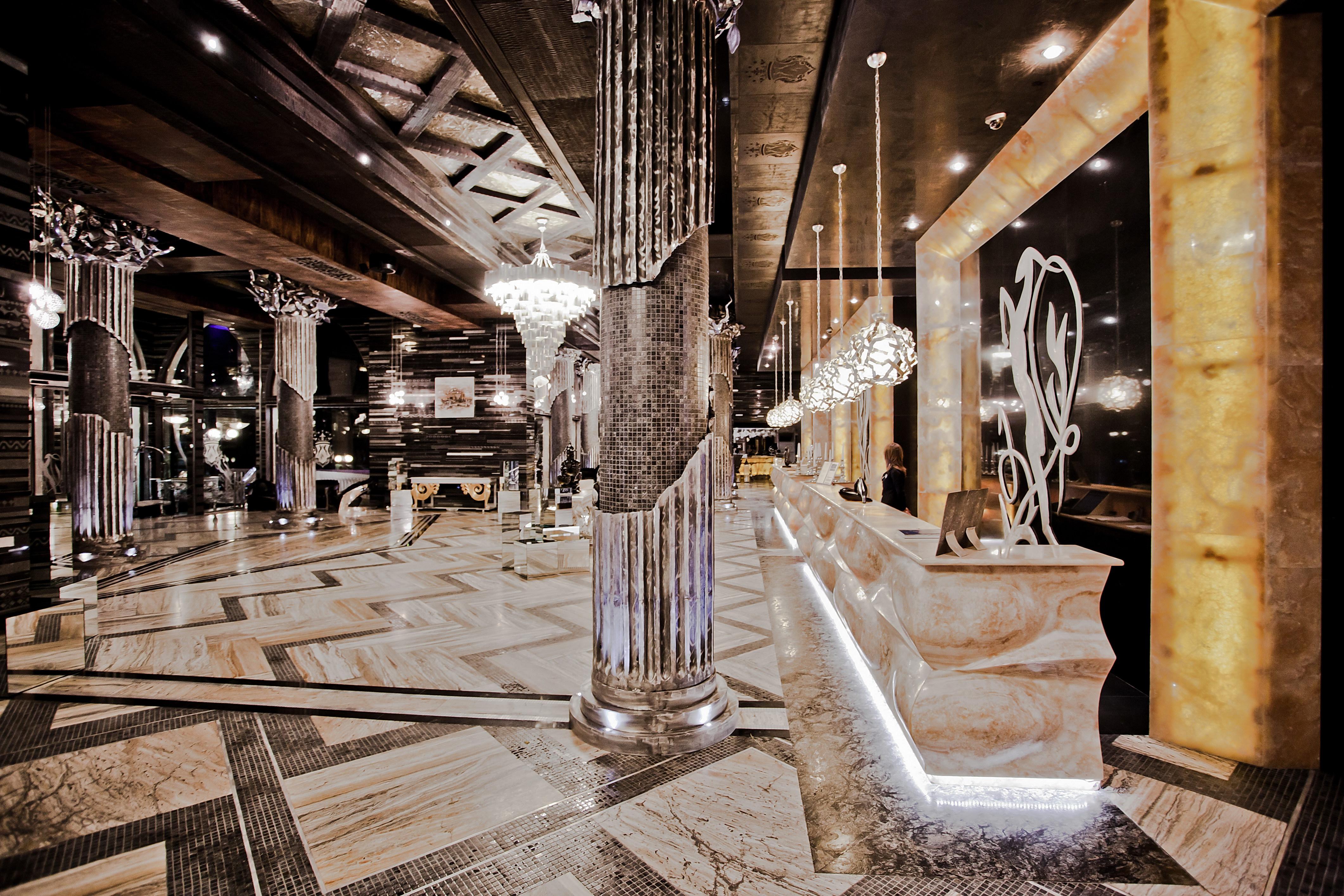 Royal Castle Design & Spa เอเลนีเต ภายนอก รูปภาพ